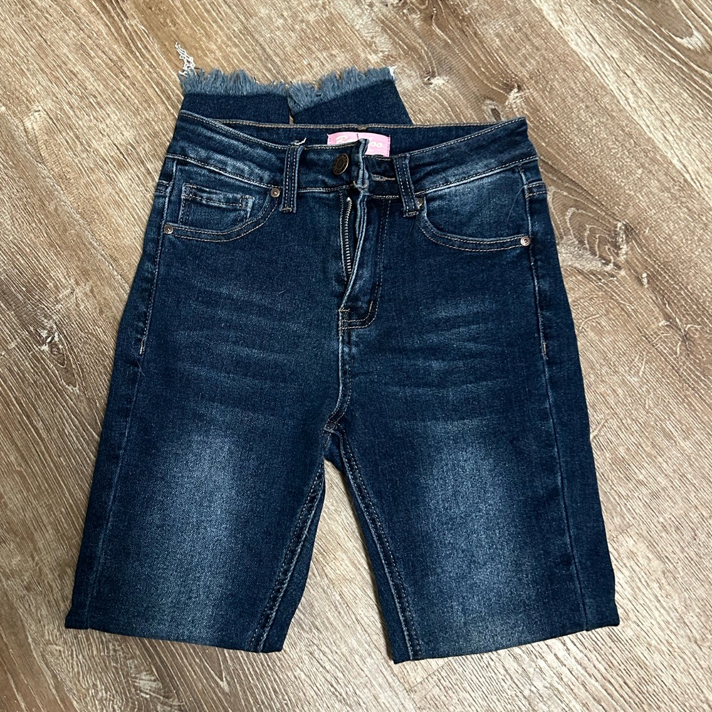 Dark High Rise Jeans